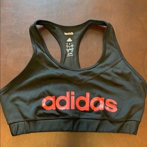 Women’s Addidas Techfit Medium Impact Sports Bra